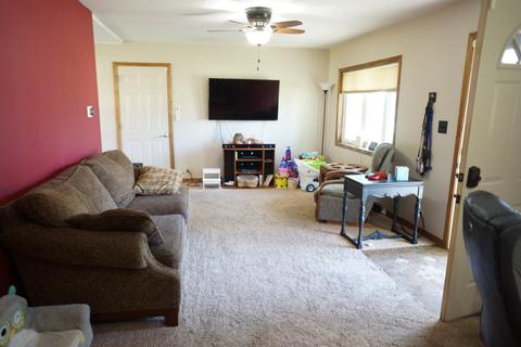 623 Spring Ave, Dekalb, IL 60115 photo 4