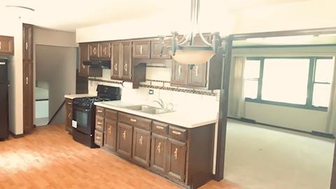 1310 Devonshire Dr, Joliet, IL 60435 photo 3