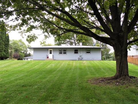 1112 Jasper Dr, Mchenry, IL 60051 photo 2