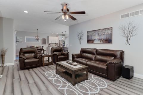 1007 Bach Dr, Bloomington, IL 61704 photo 7