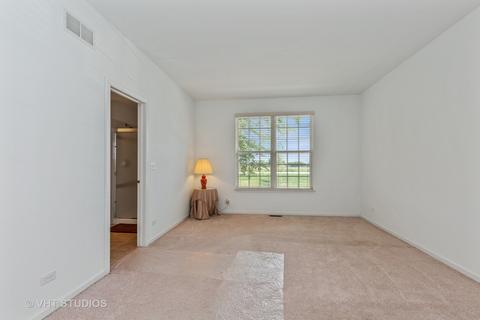276 Longview Dr, Elgin, IL 60124 photo 13
