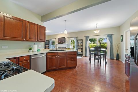 2416 Riverwalk Dr, Plainfield, IL 60586 photo 7