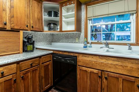 241 Robinson Dr, Morris, IL 60450 photo 7