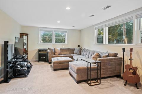 3456 Davis St, Evanston, IL 60203 photo 13