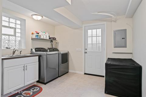 3456 Davis St, Evanston, IL 60203 photo 15