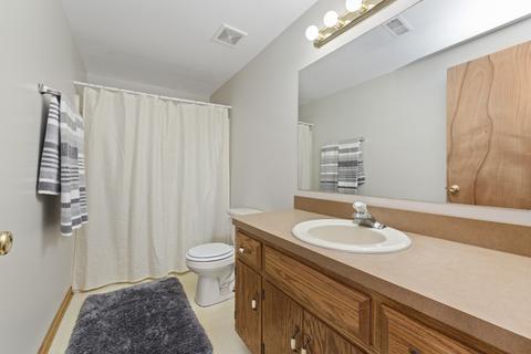 2007 Hastings Dr, Plainfield, IL 60586 photo 12