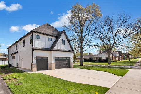 253 E Oneida Ave, Elmhurst, IL 60126 photo 4