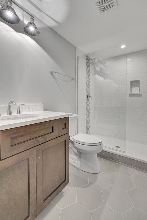 253 E Oneida Ave, Elmhurst, IL 60126 photo 79