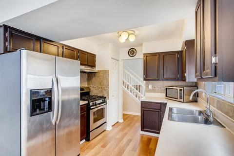 1145 Longford Rd, Bartlett, IL 60103 photo 2