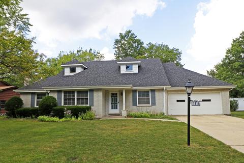 1714 Silverpine Dr, Northbrook, IL 60062 photo 1