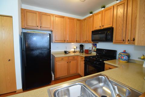 1566 Millbrook Dr, Algonquin, IL 60102 photo 9