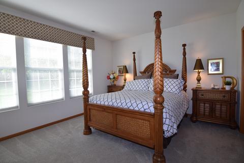 1566 Millbrook Dr, Algonquin, IL 60102 photo 10