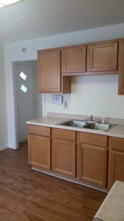 1943 E Linden St, Kankakee, IL 60901 photo 5