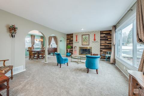 13 E Anchor Dr, Oswego, IL 60543 photo 8