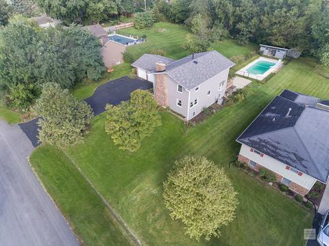 13 E Anchor Dr, Oswego, IL 60543 photo 3
