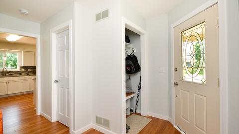 2460 Harbor Ct, Aurora, IL 60504 photo 4