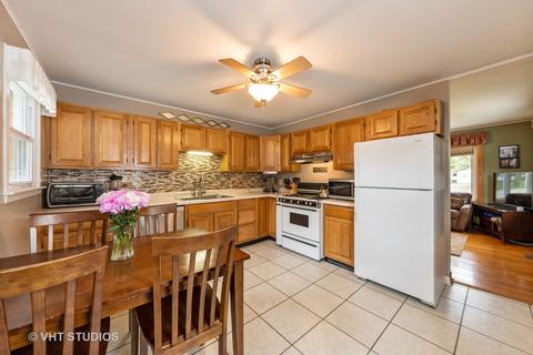 3102 Hawk Ln, Rolling Meadows, IL 60008 photo 6