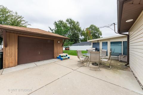 3102 Hawk Ln, Rolling Meadows, IL 60008 photo 10