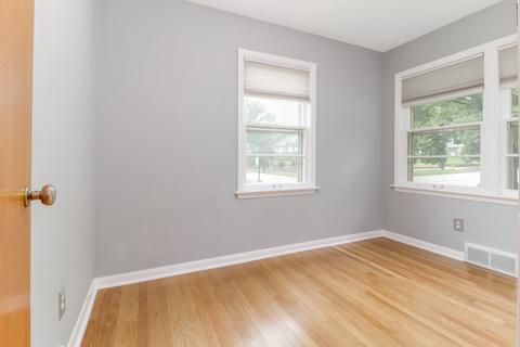 1302 E Oakland Ave, Bloomington, IL 61701 photo 24