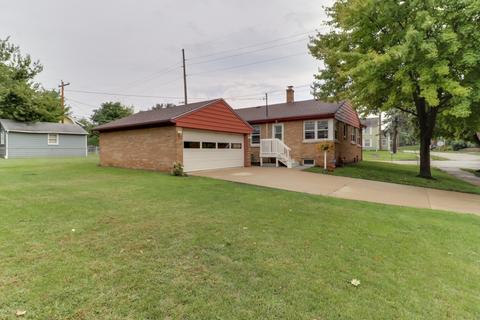 1302 E Oakland Ave, Bloomington, IL 61701 photo 38