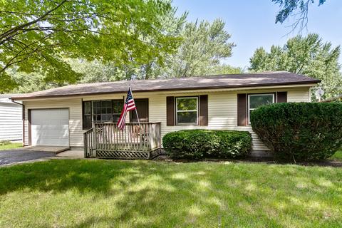 4812 Willow Ln, Mchenry, IL 60050 photo 1