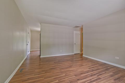 4812 Willow Ln, Mchenry, IL 60050 photo 3