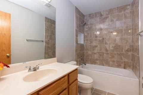 4660 Whitehall Ct, Algonquin, IL 60102 photo 17