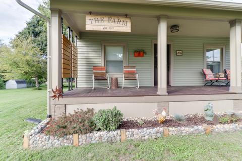 206 E Lincoln St, Normal, IL 61761 photo 3