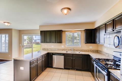 2833 Sun Valley Dr, Plainfield, IL 60586 photo 6