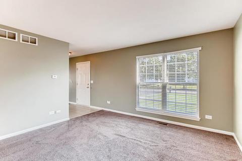 2833 Sun Valley Dr, Plainfield, IL 60586 photo 3