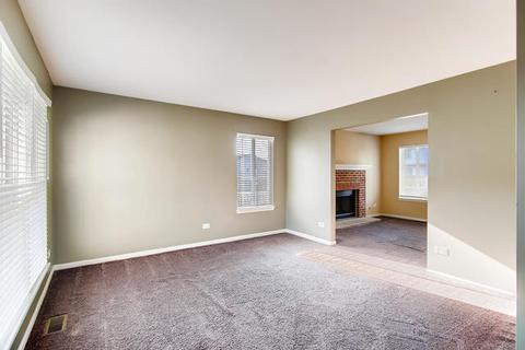 2833 Sun Valley Dr, Plainfield, IL 60586 photo 2