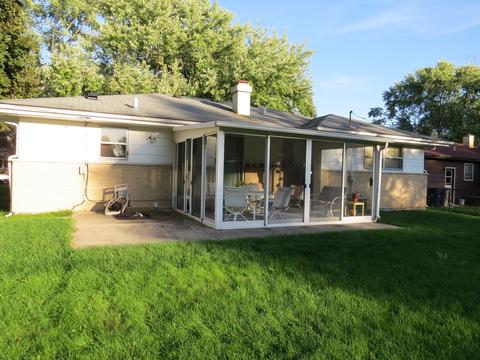 1318 Blackhawk Dr, Elgin, IL 60120 photo 15