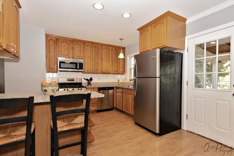 1116 Valley Stream Dr, Wheeling, IL 60090 photo 11