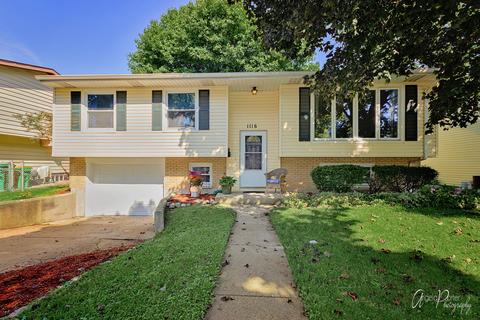 1116 Valley Stream Dr, Wheeling, IL 60090 photo 1