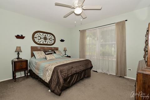 1116 Valley Stream Dr, Wheeling, IL 60090 photo 15