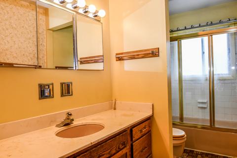 633 Chatham Ave, Addison, IL 60101 photo 16