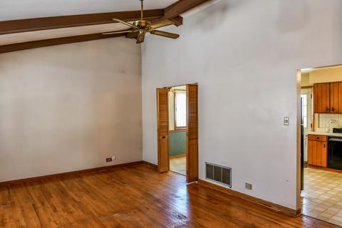 633 Chatham Ave, Addison, IL 60101 photo 3