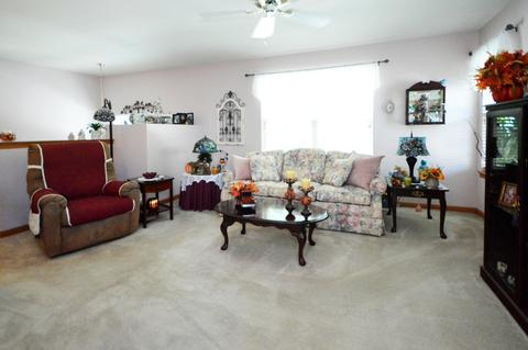 2674 Canyon Dr, Plainfield, IL 60586 photo 5