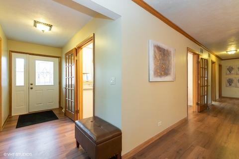 152 Kimberly Rd, East Dundee, IL 60118 photo 4