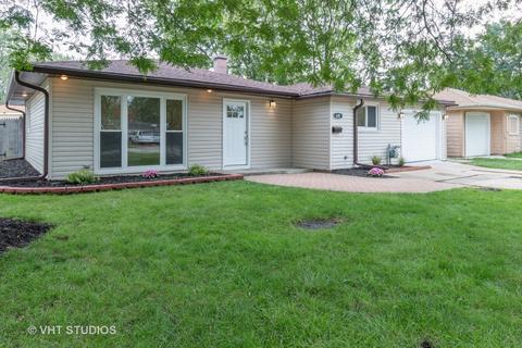 645 E Merle Ln, Wheeling, IL 60090 photo 1