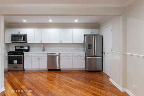 645 E Merle Ln, Wheeling, IL 60090 photo 5