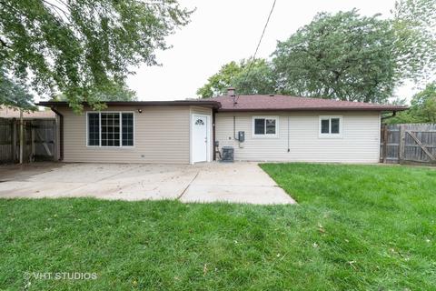 645 E Merle Ln, Wheeling, IL 60090 photo 13
