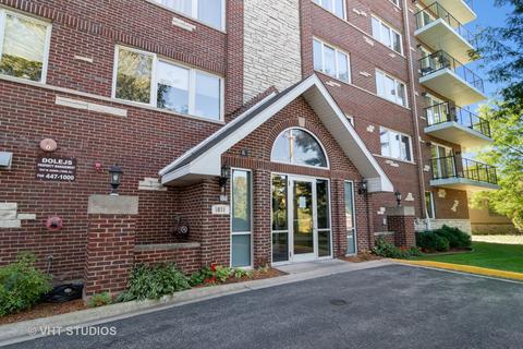 8030 River Walk Dr #4B, Lyons, IL 60534 photo 1