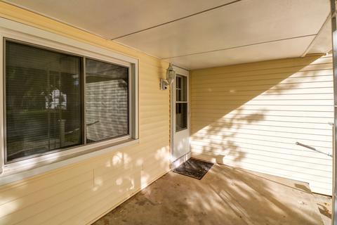 102 E Locust St, Tolono, IL 61880 photo 4