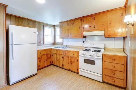 102 E Locust St, Tolono, IL 61880 photo 12
