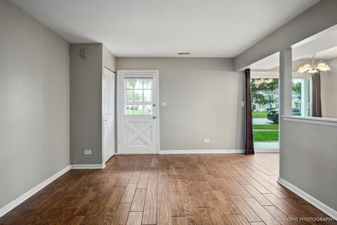 188 Robert Ct #C, Bartlett, IL 60103 photo 4