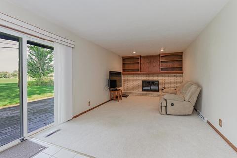 607 S Blair Dr, Normal, IL 61761 photo 17