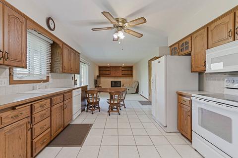 607 S Blair Dr, Normal, IL 61761 photo 13