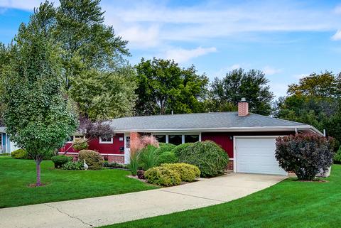 319 Brookside Cir, Wheaton, IL 60187 photo 1
