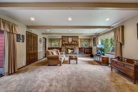 319 Brookside Cir, Wheaton, IL 60187 photo 9